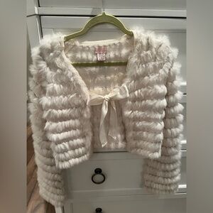 Cropped/Bolero style rabbit fur blend long sleeves ivory jacket/cardigan